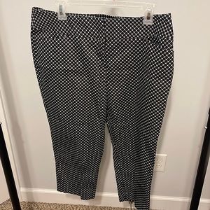 Worth in from Modern Fit Pants